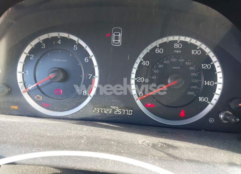 Photo 7 of 2011 Honda Accord 2.4 EX (VIN 1HGCS1A76BA015688)