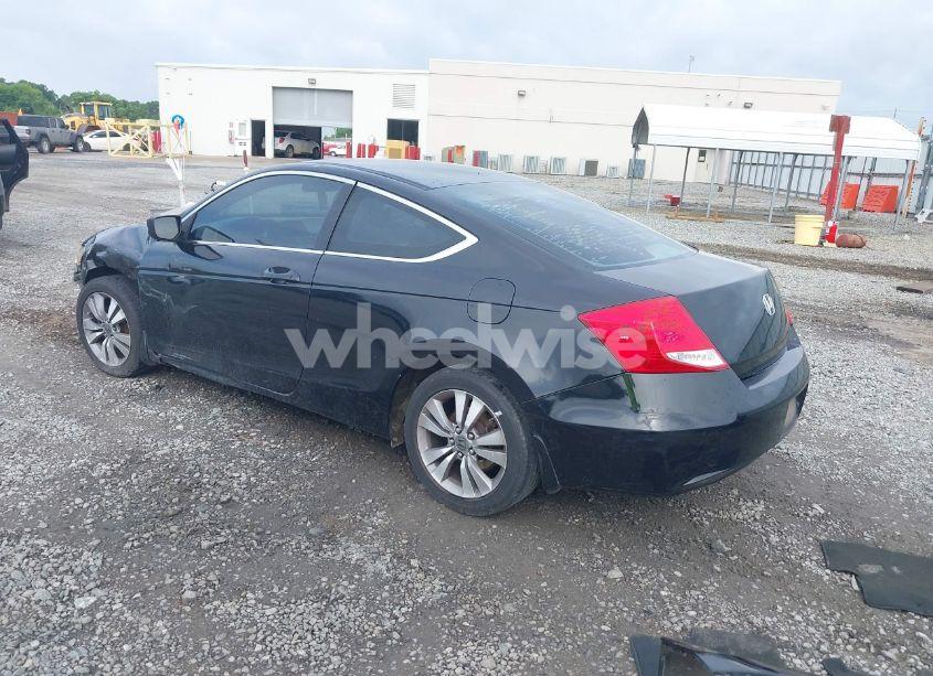 Photo 3 of 2011 Honda Accord 2.4 LX-S (VIN 1HGCS1B32BA014663)