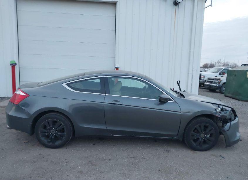 Photo 13 of 2010 Honda Accord 2.4 LX-S (VIN 1HGCS1B33AA008126)