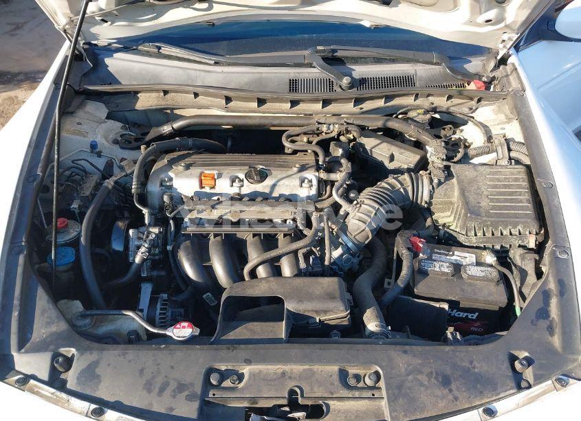 Photo 10 of 2010 Honda Accord 2.4 LX-S (VIN 1HGCS1B33AA018509)