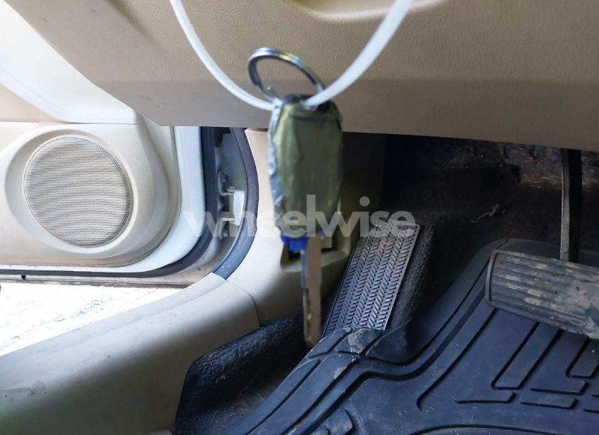 Photo 11 of 2010 Honda Accord 2.4 LX-S (VIN 1HGCS1B33AA018509)