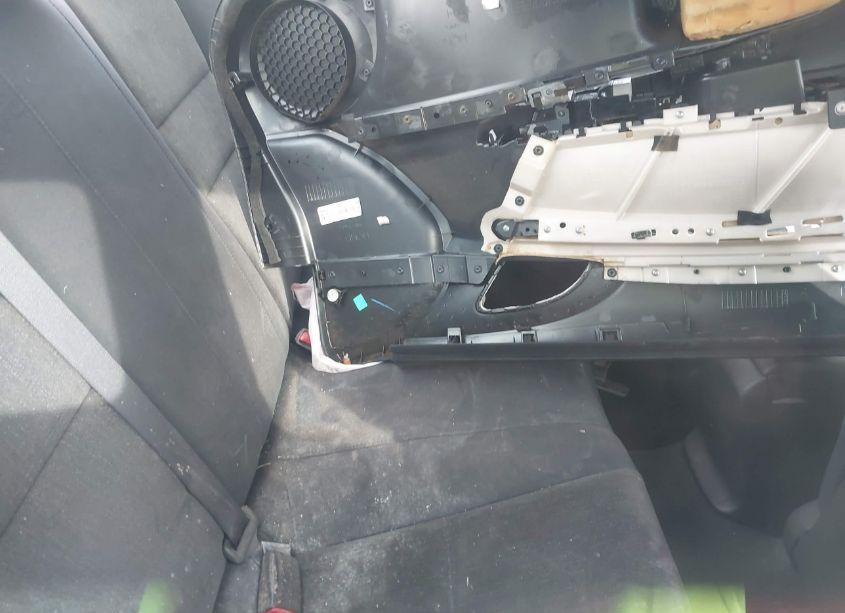 Photo 8 of 2010 Honda Accord 2.4 LX-S (VIN 1HGCS1B34AA004604)