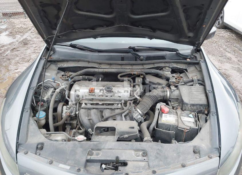 Photo 10 of 2010 Honda Accord 2.4 LX-S (VIN 1HGCS1B38AA018179)