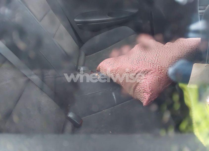 Photo 8 of 2010 Honda Accord 2.4 LX-S (VIN 1HGCS1B39AA014237)