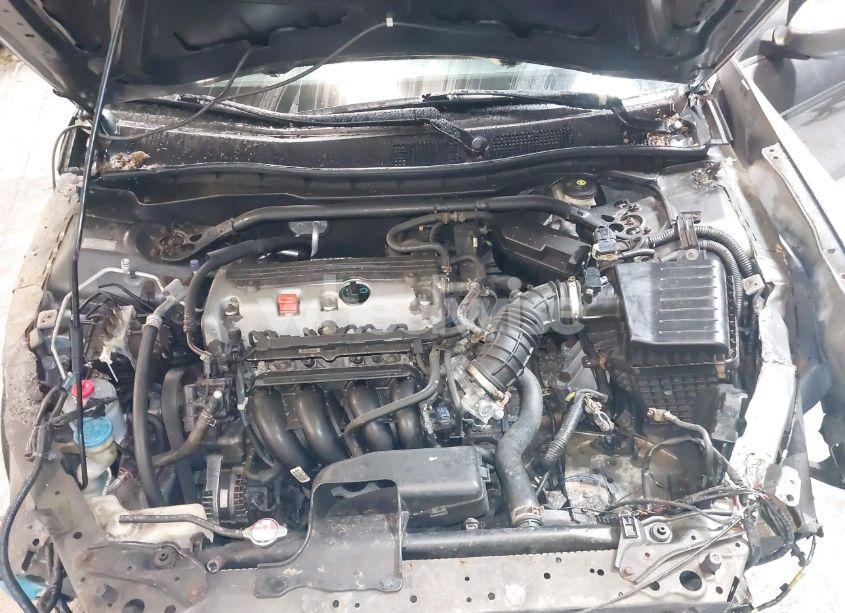 Photo 10 of 2010 Honda Accord 2.4 LX-S (VIN 1HGCS1B39AA018806)