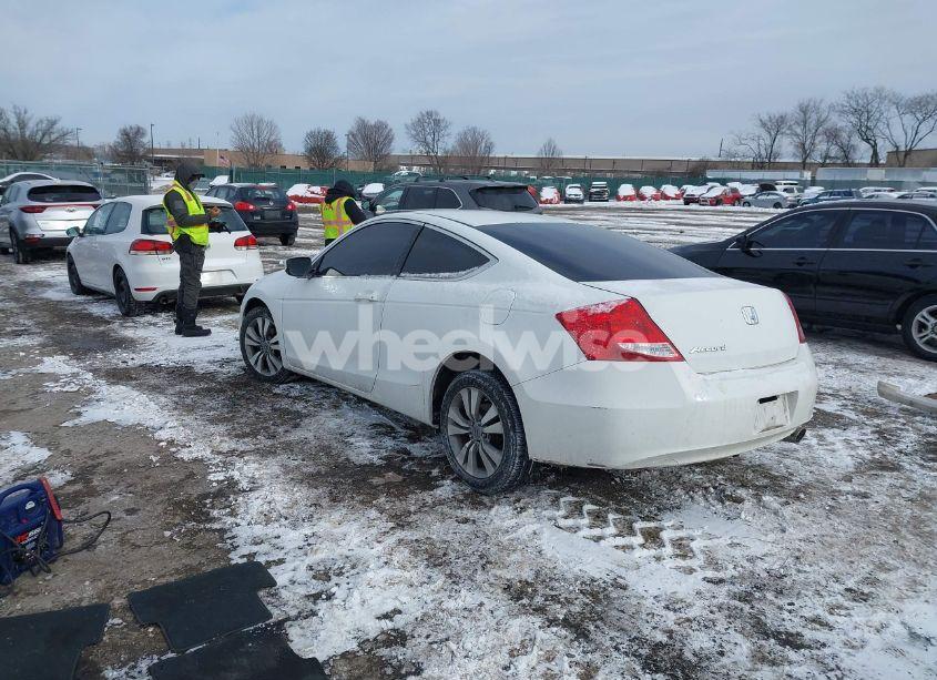 Photo 3 of 2011 Honda Accord 2.4 LX-S (VIN 1HGCS1B39BA012571)