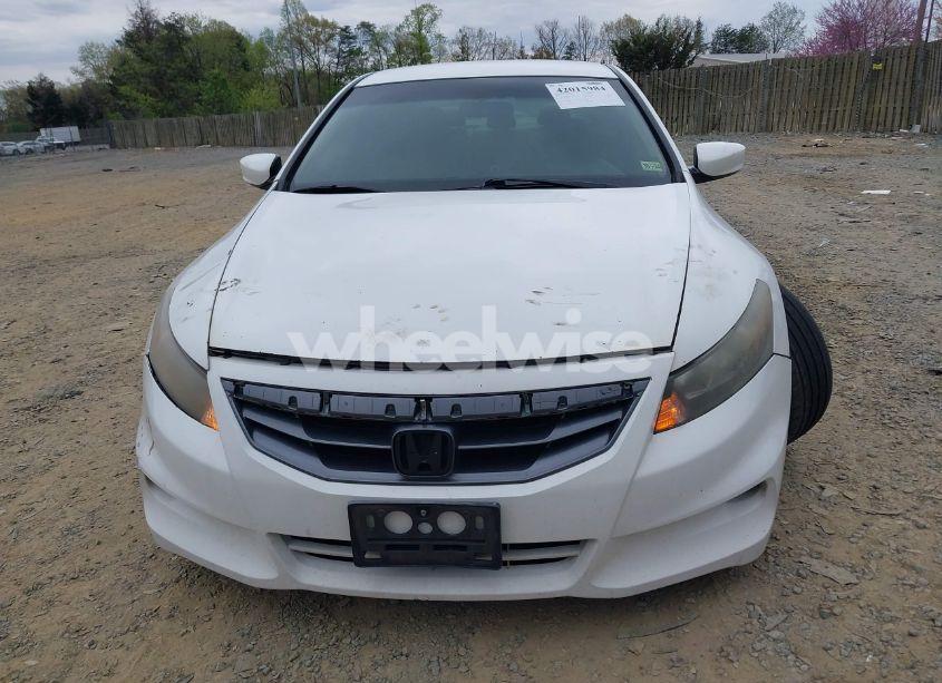 Photo 12 of 2011 Honda Accord LX-S (VIN 1HGCS1B39BA012845)