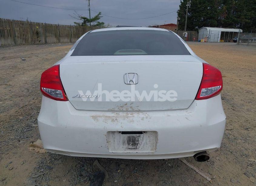 Photo 16 of 2011 Honda Accord LX-S (VIN 1HGCS1B39BA012845)