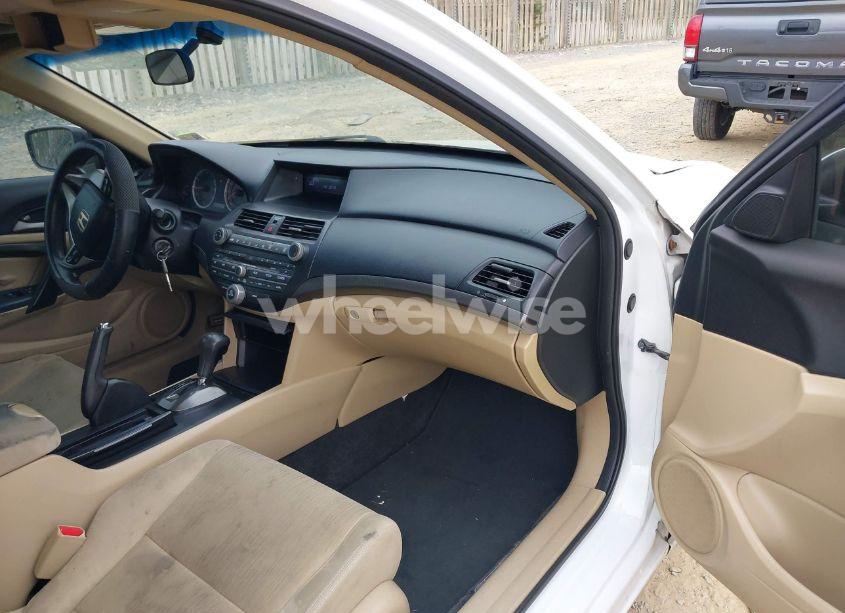 Photo 5 of 2011 Honda Accord LX-S (VIN 1HGCS1B39BA012845)