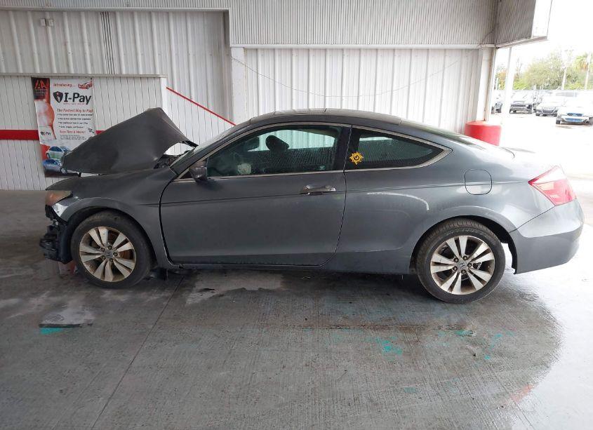 Photo 15 of 2010 Honda Accord 2.4 EX (VIN 1HGCS1B73AA000255)