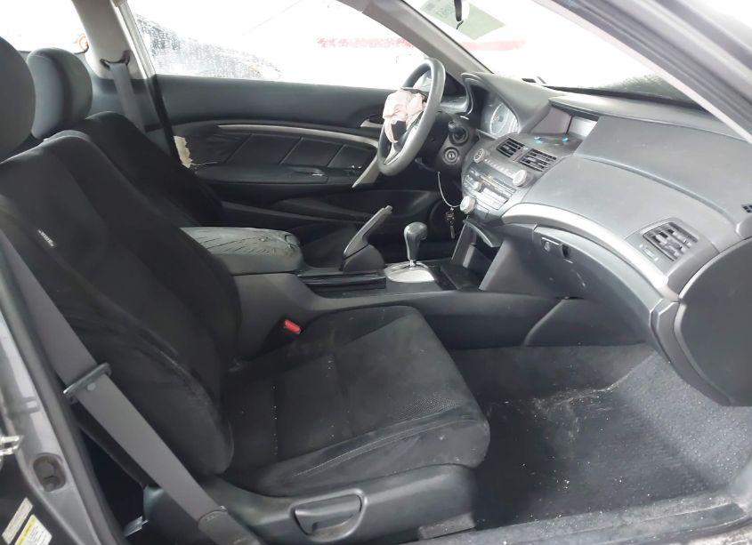 Photo 5 of 2010 Honda Accord 2.4 EX (VIN 1HGCS1B73AA000255)