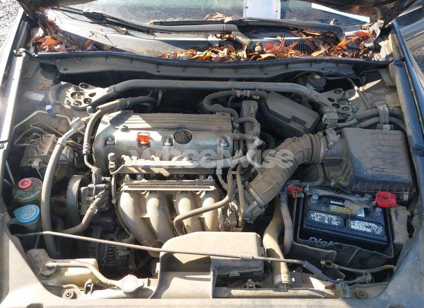 Photo 10 of 2011 Honda Accord 2.4 EX (VIN 1HGCS1B75BA012179)