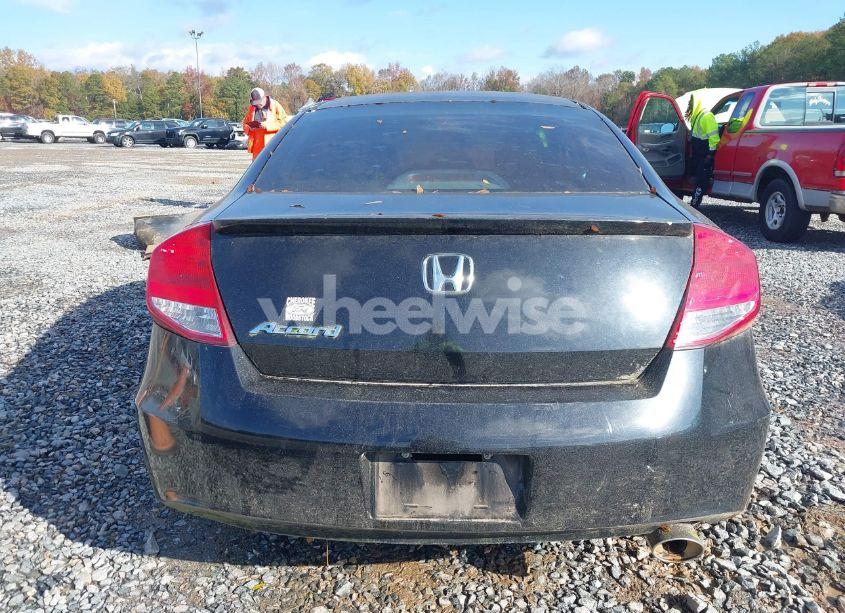 Photo 16 of 2011 Honda Accord 2.4 EX (VIN 1HGCS1B75BA012179)