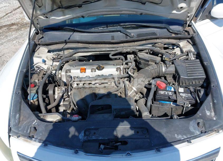 Photo 10 of 2011 Honda Accord 2.4 EX (VIN 1HGCS1B76BA011235)