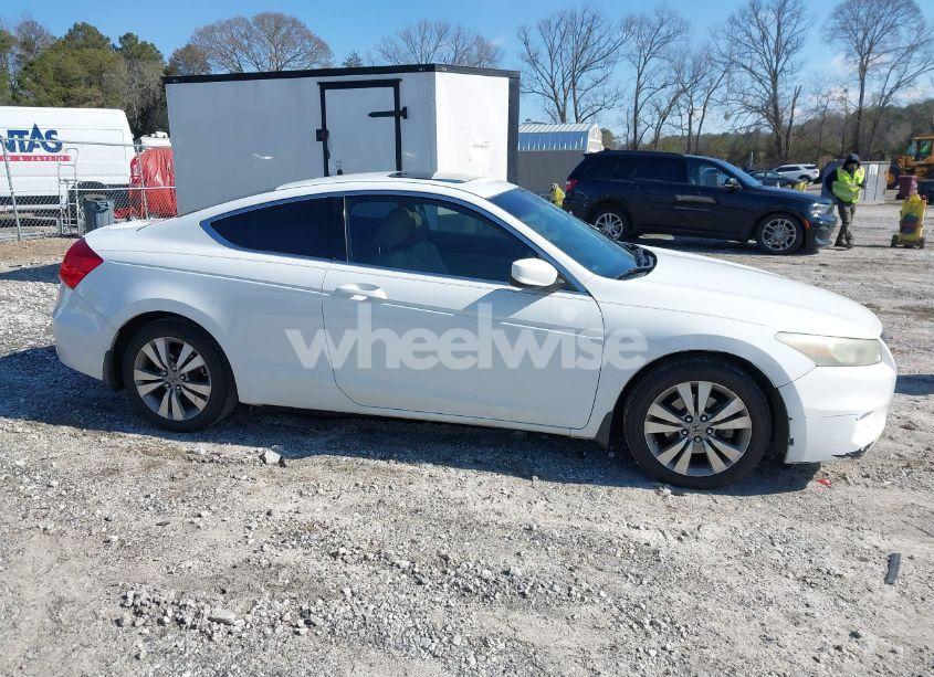 Photo 13 of 2011 Honda Accord 2.4 EX (VIN 1HGCS1B76BA011235)