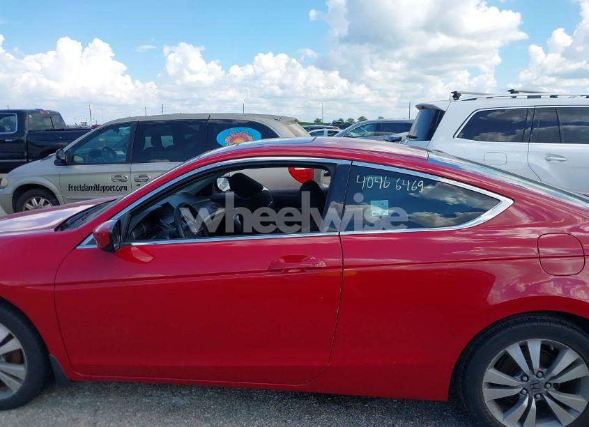 Photo 14 of 2011 Honda Accord 2.4 EX (VIN 1HGCS1B78BA009759)