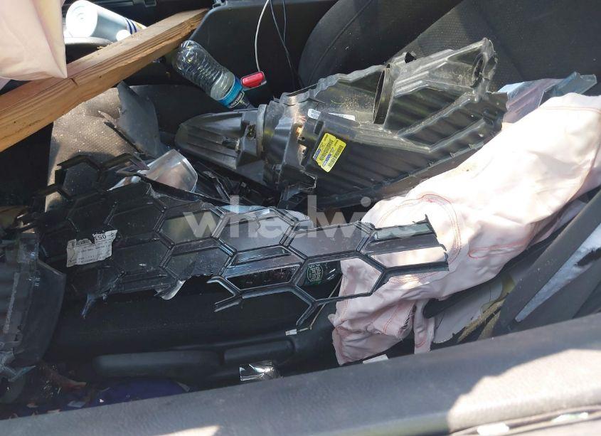 Photo 11 of 2011 Honda Accord 2.4 EX (VIN 1HGCS1B79BA001377)