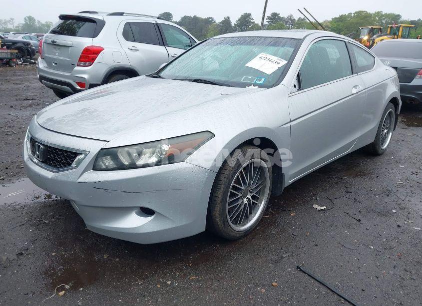 Photo 2 of 2010 Honda Accord 2.4 EX (VIN 1HGCS1B7XAA020034)