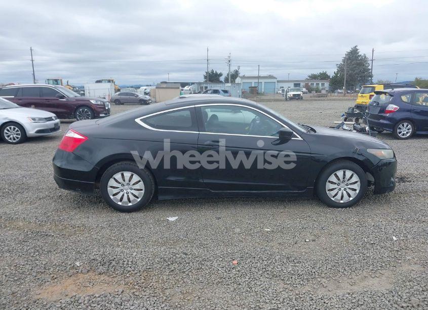 Photo 13 of 2010 Honda Accord 2.4 EX-L (VIN 1HGCS1B80AA002702)