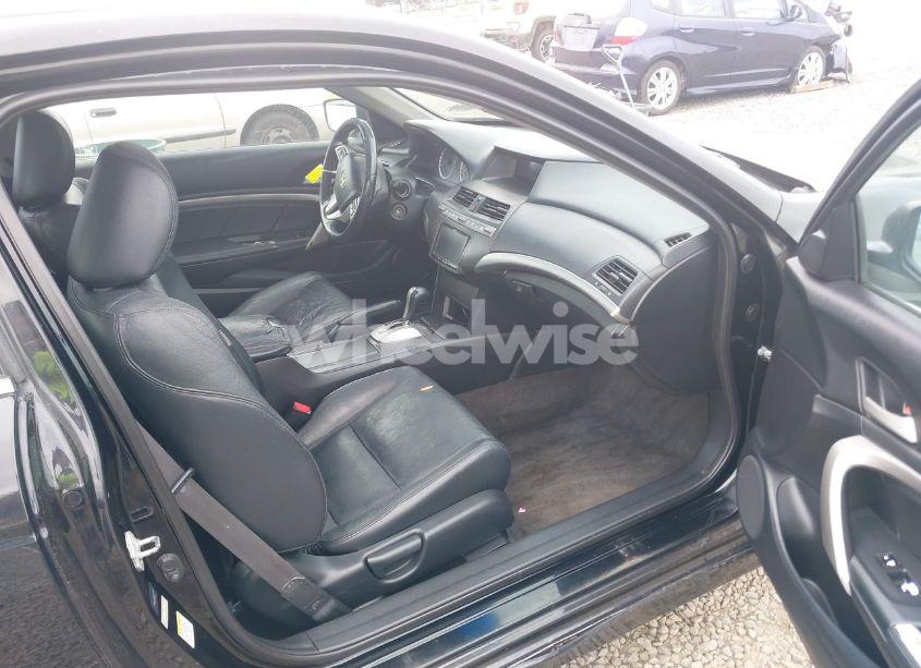 Photo 5 of 2010 Honda Accord 2.4 EX-L (VIN 1HGCS1B80AA002702)