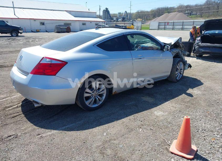 Photo 4 of 2010 Honda Accord 2.4 EX-L (VIN 1HGCS1B80AA003865)