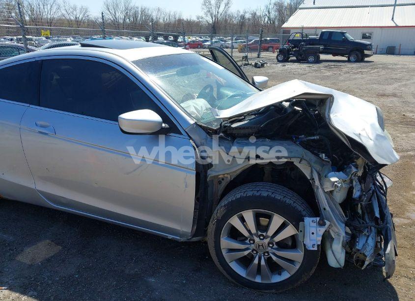 Photo 6 of 2010 Honda Accord 2.4 EX-L (VIN 1HGCS1B80AA003865)
