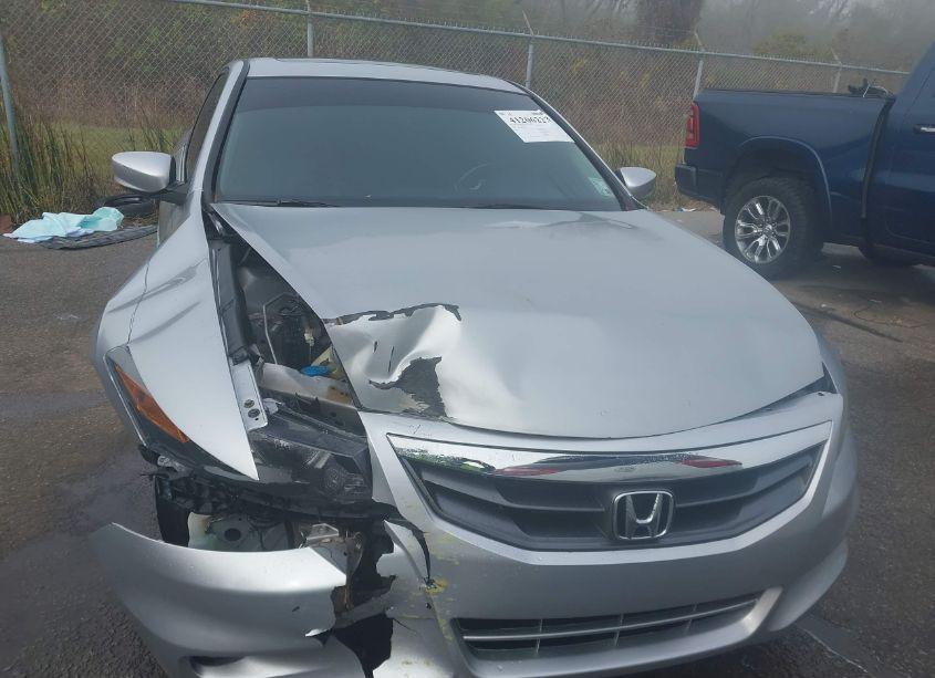 Photo 12 of 2011 Honda Accord 2.4 EX-L (VIN 1HGCS1B80BA003950)