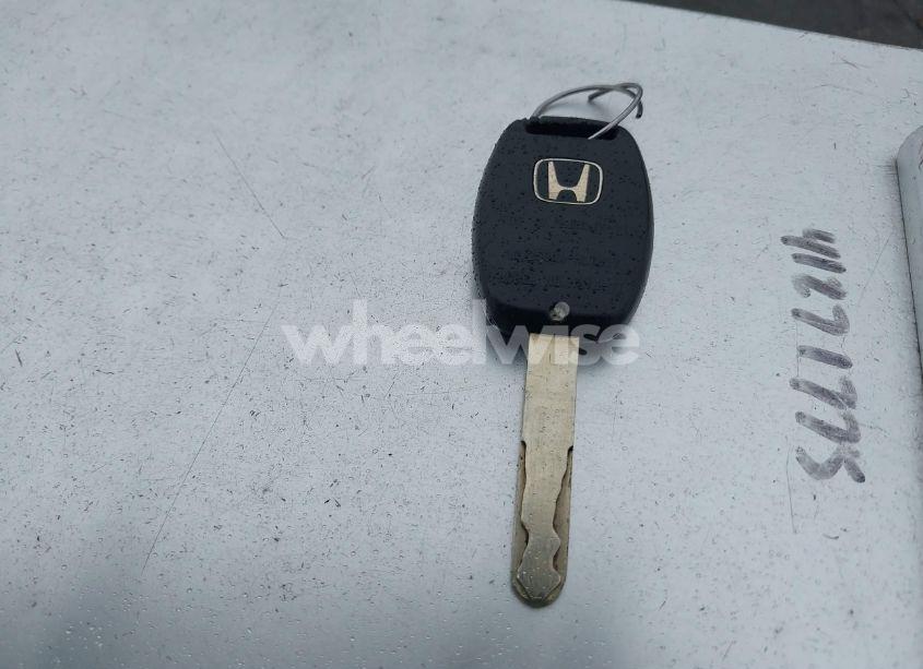 Photo 11 of 2012 Honda Accord 2.4 EX-L (VIN 1HGCS1B80CA016375)