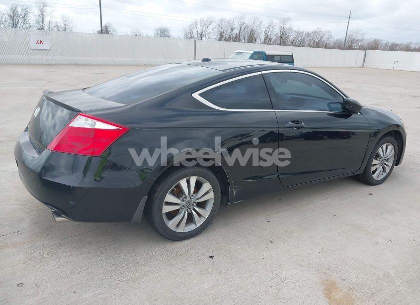 Photo 4 of 2010 Honda Accord 2.4 EX-L (VIN 1HGCS1B81AA001445)