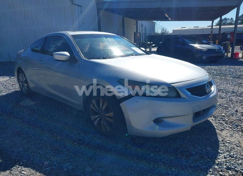 2010 Honda Accord 2.4 EX-L (VIN 1HGCS1B83AA010020) main photo