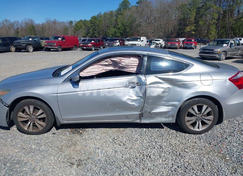 Photo 6 of 2010 Honda Accord 2.4 EX-L (VIN 1HGCS1B83AA010020)