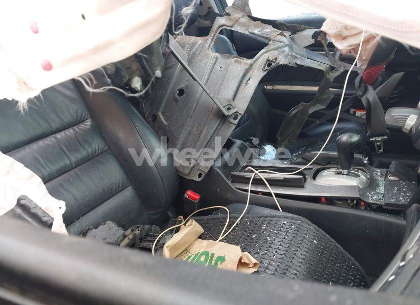 Photo 5 of 2011 Honda Accord 2.4 EX-L (VIN 1HGCS1B83BA004932)