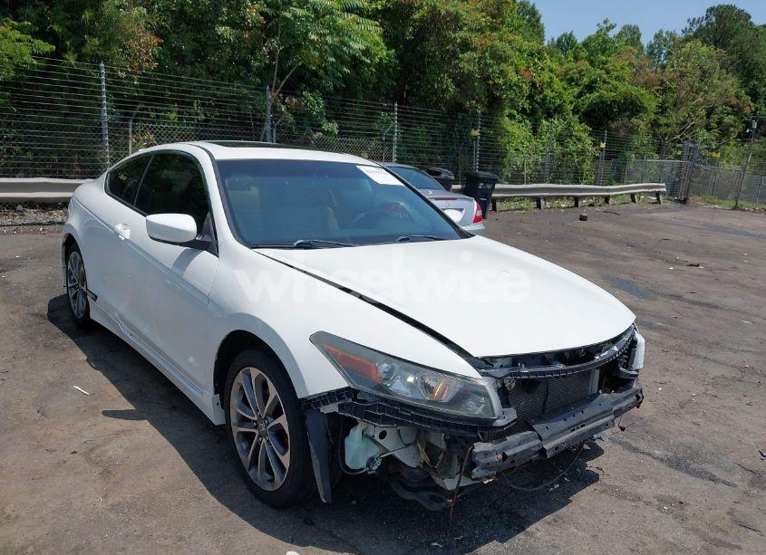 2010 Honda Accord 2.4 EX-L (VIN 1HGCS1B84AA004372) main photo