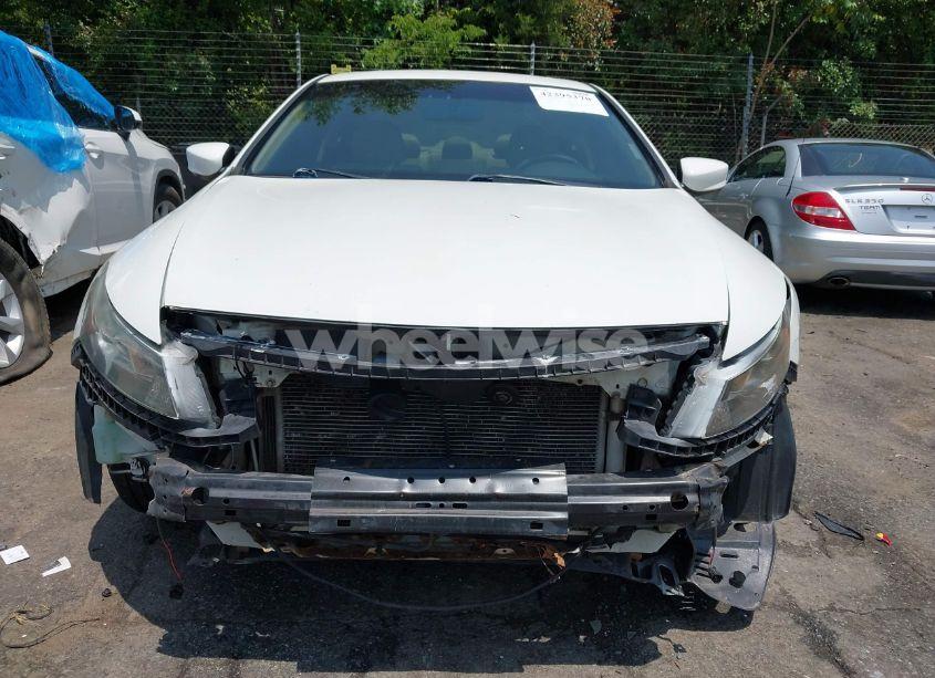 Photo 6 of 2010 Honda Accord 2.4 EX-L (VIN 1HGCS1B84AA004372)