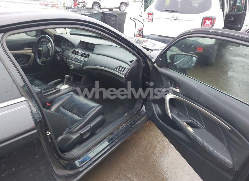 Photo 5 of 2011 Honda Accord 2.4 EX-L (VIN 1HGCS1B84BA005295)