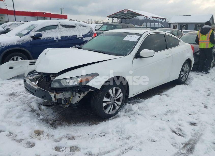 Photo 2 of 2011 Honda Accord 2.4 EX-L (VIN 1HGCS1B84BA013915)