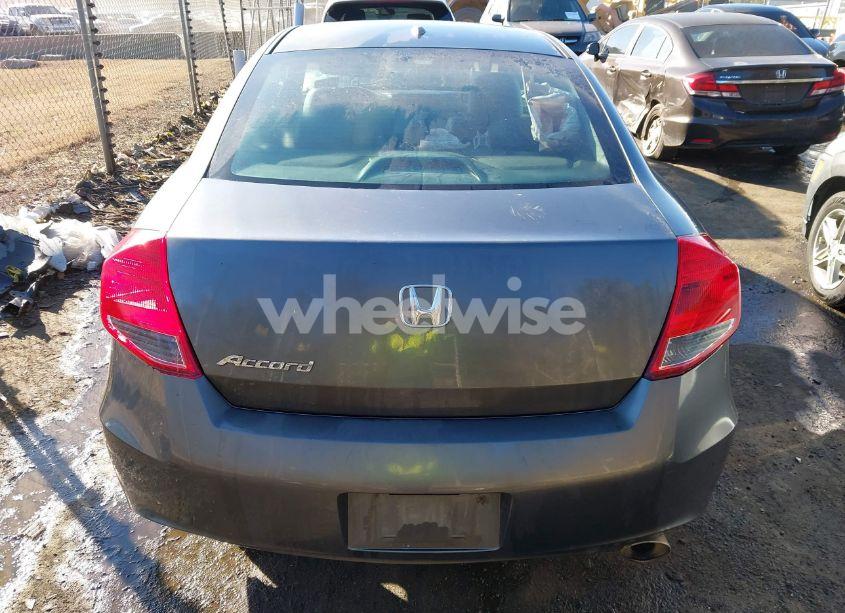 Photo 16 of 2011 Honda Accord 2.4 EX-L (VIN 1HGCS1B84BA015437)