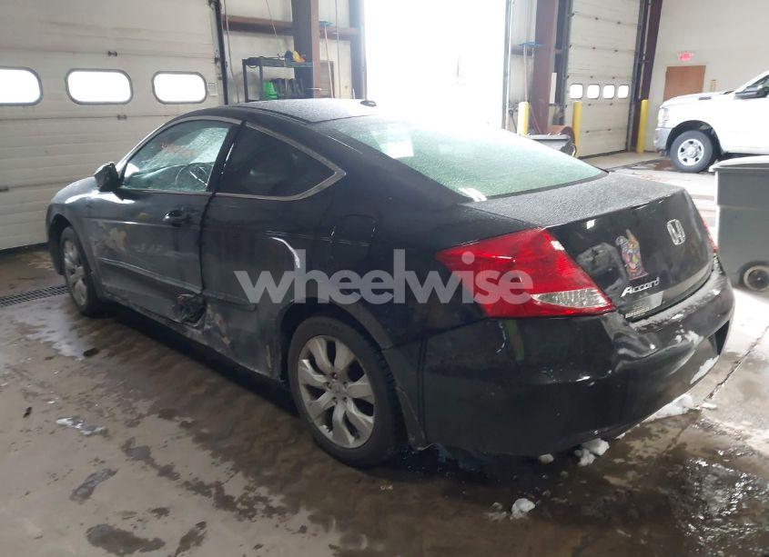 Photo 3 of 2012 Honda Accord CPE 2.4 EX-L/EX-L (VIN 1HGCS1B84CA000972)