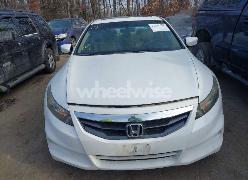 Photo 13 of 2012 Honda Accord CPE 2.4 EX-L/EX-L (VIN 1HGCS1B84CA020994)