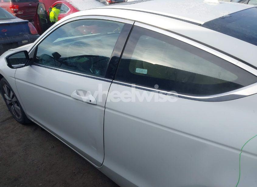 Photo 15 of 2012 Honda Accord CPE 2.4 EX-L/EX-L (VIN 1HGCS1B84CA020994)