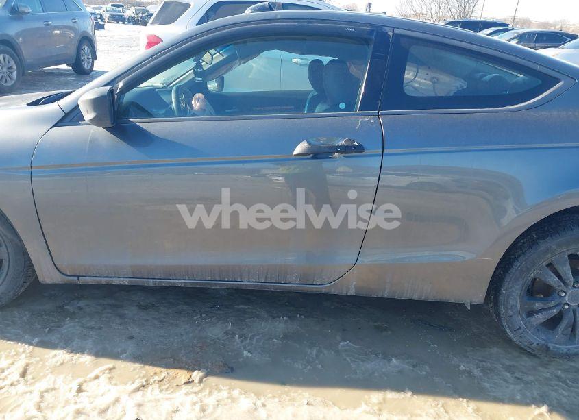 Photo 14 of 2010 Honda Accord 2.4 EX-L (VIN 1HGCS1B85AA006289)