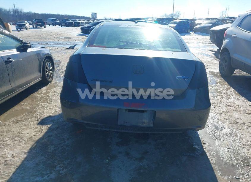 Photo 16 of 2010 Honda Accord 2.4 EX-L (VIN 1HGCS1B85AA006289)