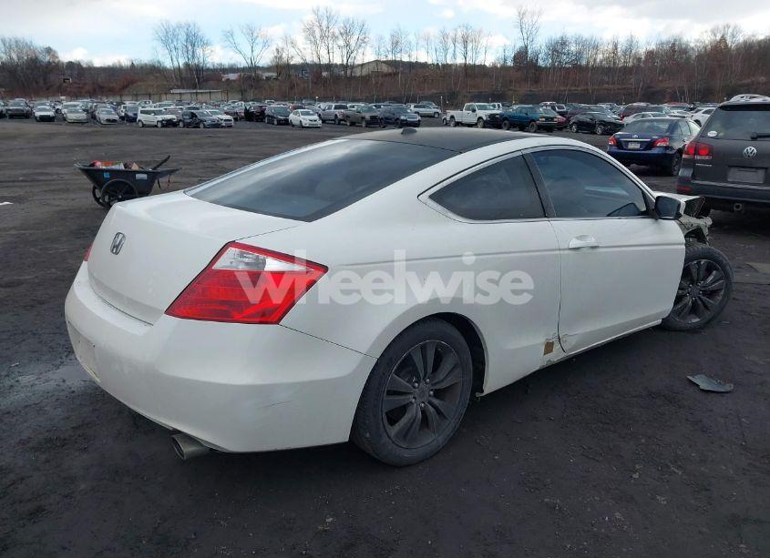 Photo 4 of 2010 Honda Accord 2.4 EX-L (VIN 1HGCS1B85AA021262)