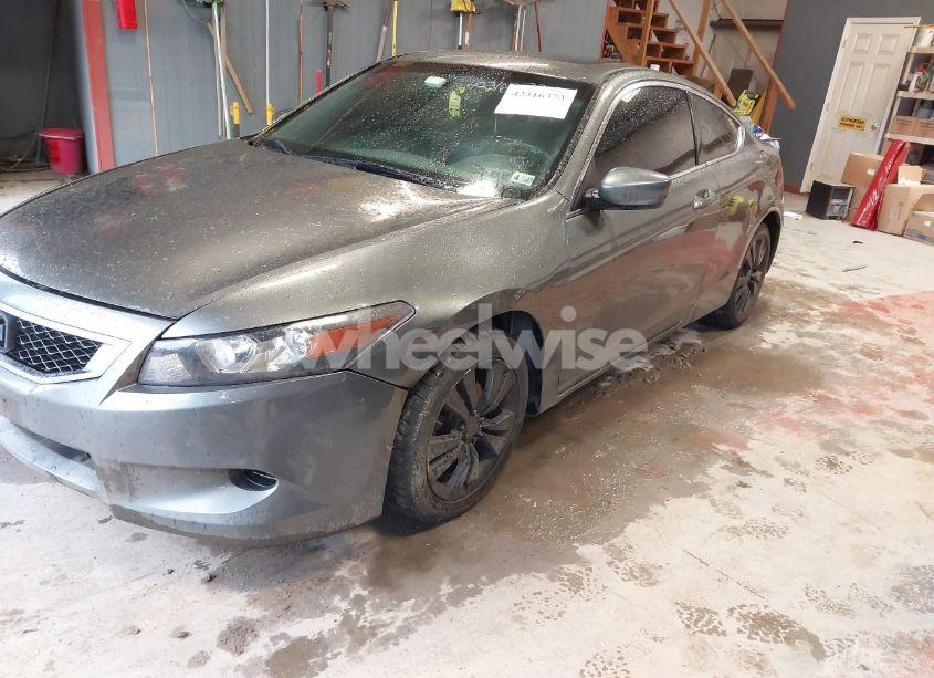 Photo 2 of 2010 Honda Accord 2.4 EX-L (VIN 1HGCS1B86AA002316)