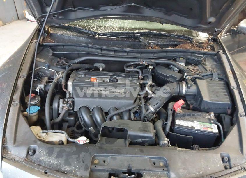 Photo 9 of 2010 Honda Accord 2.4 EX-L (VIN 1HGCS1B86AA002316)