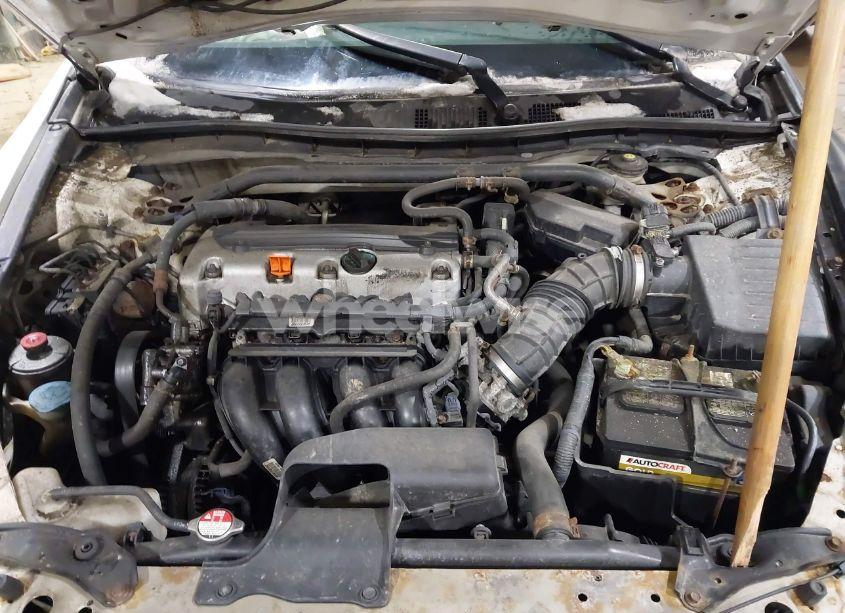 Photo 10 of 2010 Honda Accord EXL (VIN 1HGCS1B86AA002624)