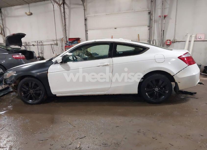 Photo 13 of 2010 Honda Accord EXL (VIN 1HGCS1B86AA002624)