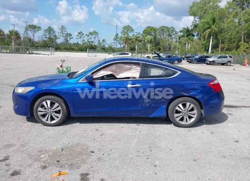 Photo 14 of 2010 Honda Accord 2.4 EX-L (VIN 1HGCS1B86AA019424)