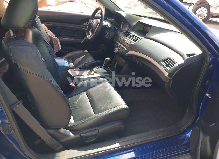 Photo 5 of 2010 Honda Accord 2.4 EX-L (VIN 1HGCS1B86AA019424)