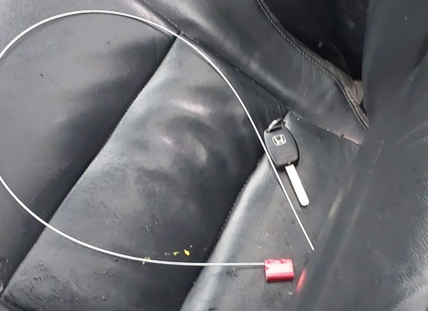 Photo 11 of 2012 Honda Accord 2.4 EX-L (VIN 1HGCS1B86CA008507)